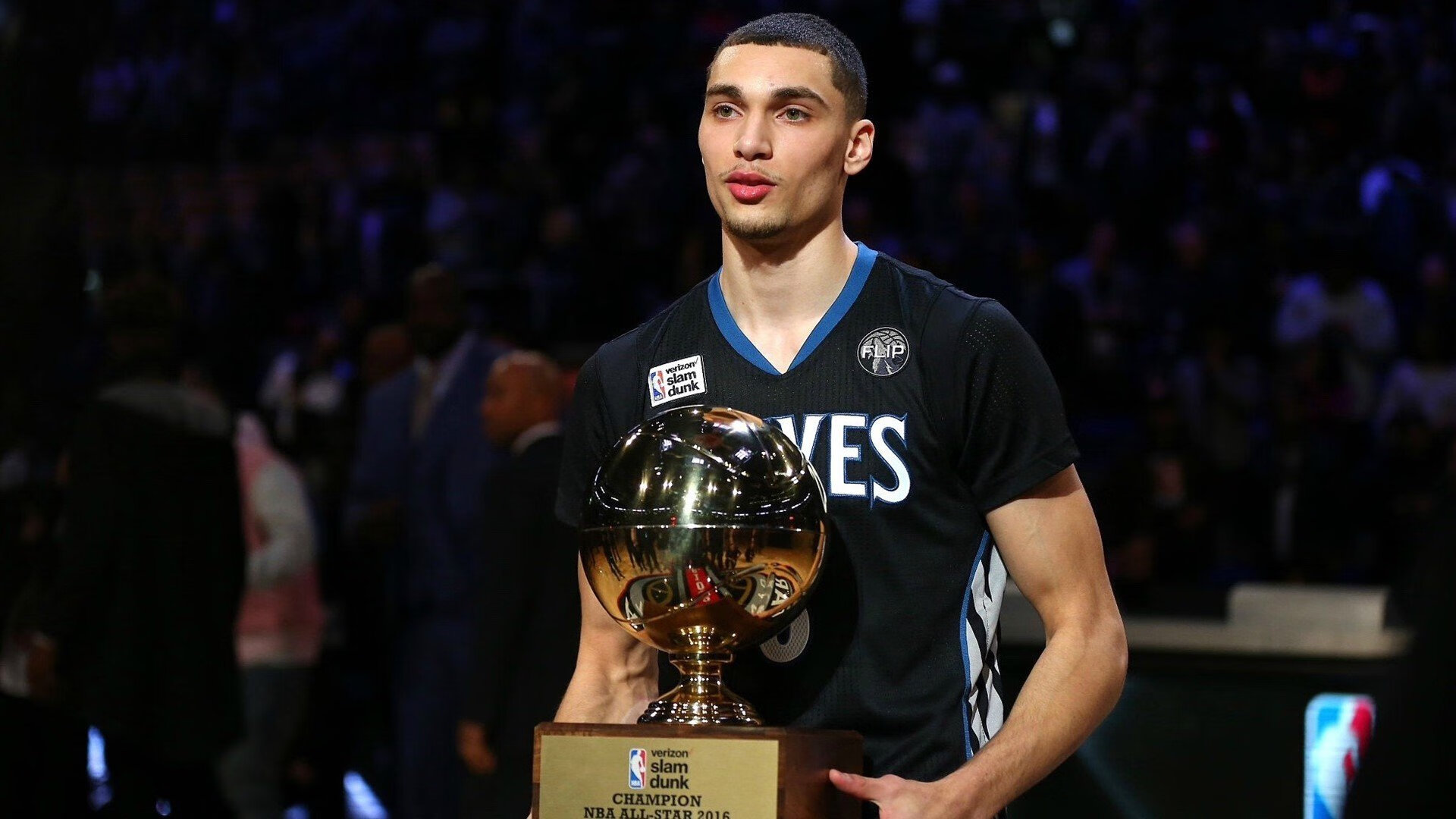 步行者一签一裁！三届扣篮王麦克朗被放弃后卫莫里斯加盟印城，网红球员麦克朗