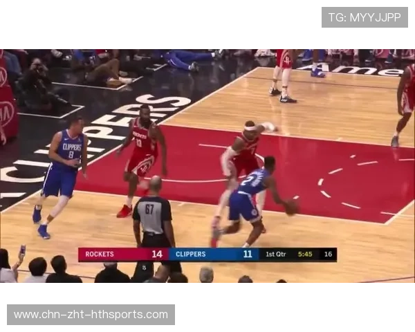 莫兰特反击中上演360度转身扣篮，灰熊主场气氛点燃全场